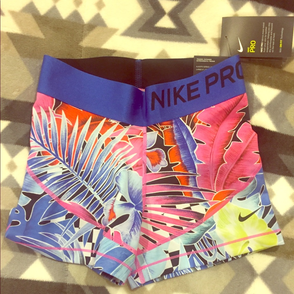 Nike PRO tight fit spandex